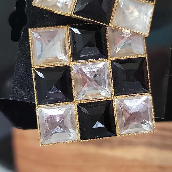 Vintage Black White Checker Acrylic Pierced Earrings - Picture 3 of 7